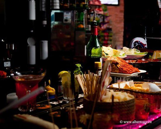 Rose Bar