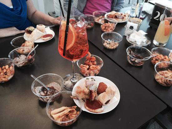 8412 Coffee Lunch