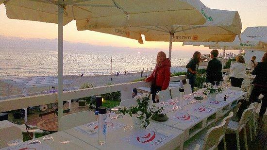 L'Abbraccio Music Theatre & Bio Food