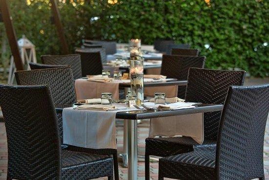 M & G The Restaurant