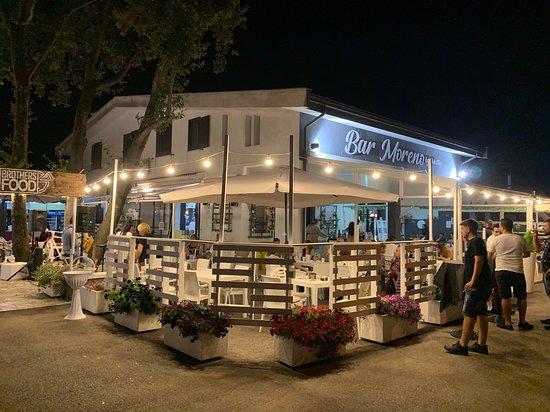 Bar Moreno