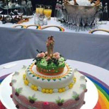 Queen Cakes