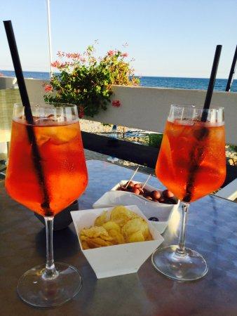 Bar E Ristorante Lido I Delfini