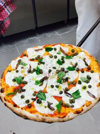Pizzeria Cotta a Legna