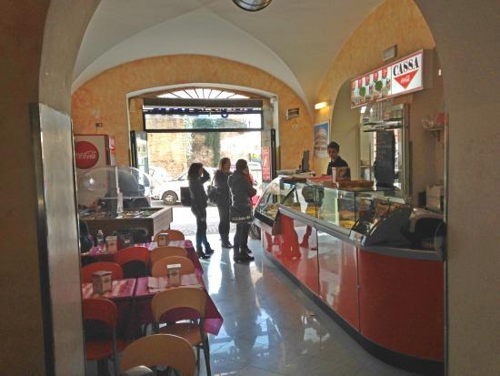 Giorgios Bar