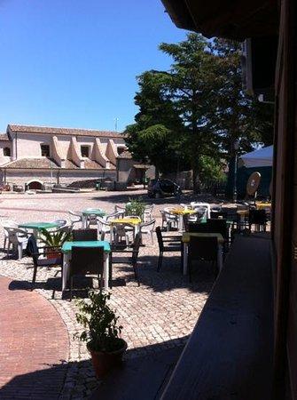 Chalet Mama Cafe