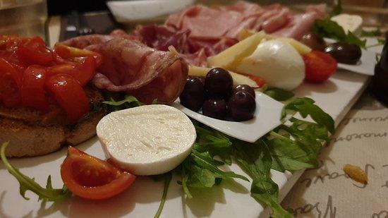 Le Petit Bistrot