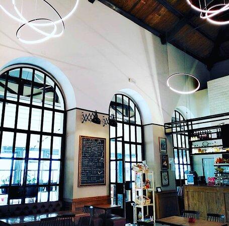 Primo Bistro
