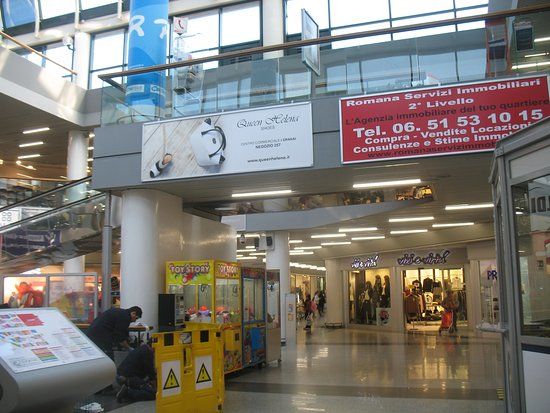 Centro Commerciale I Granai