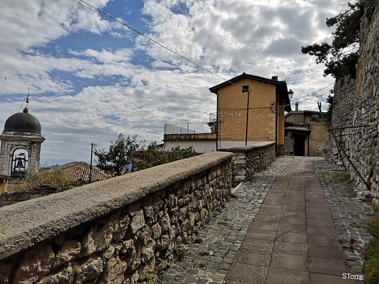 Borgo di Torre Cajetani