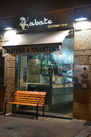 Gelateria Labate golden ice