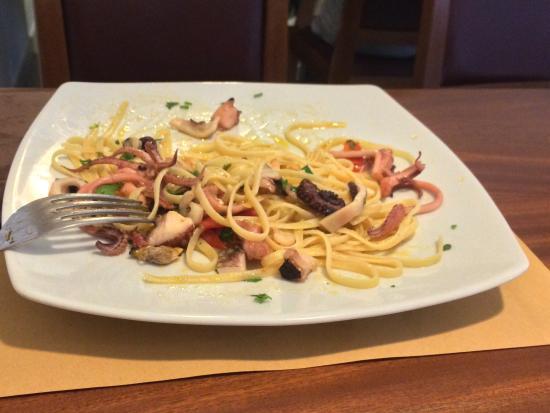 Trattoria La Lampara