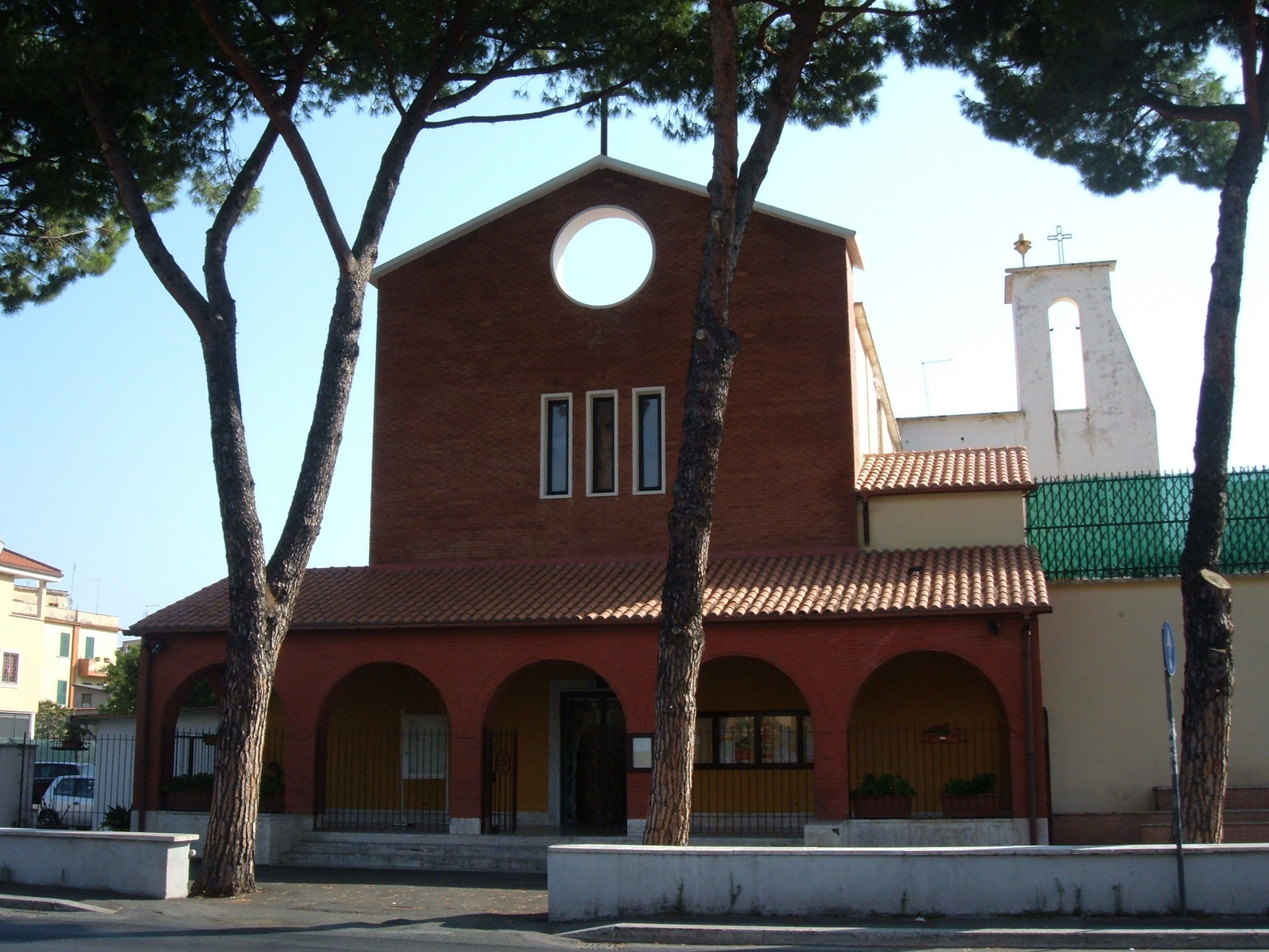 l'église du Sacré-Cœur de Jésus à Ponte Mammolo