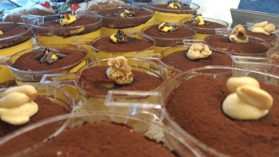 Two Sizes -Tiramisù in Rome-
