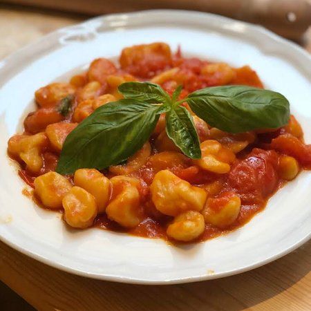 Pasta e Vino Osteria