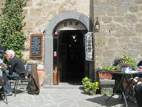 Bar Enoteca La Piazzetta
